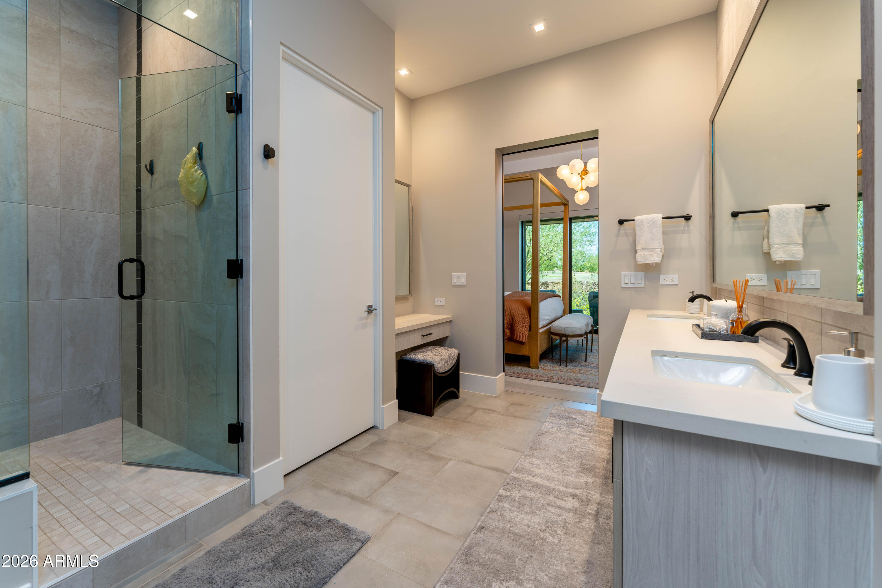 37200 N CAVE CREEK Road 1123