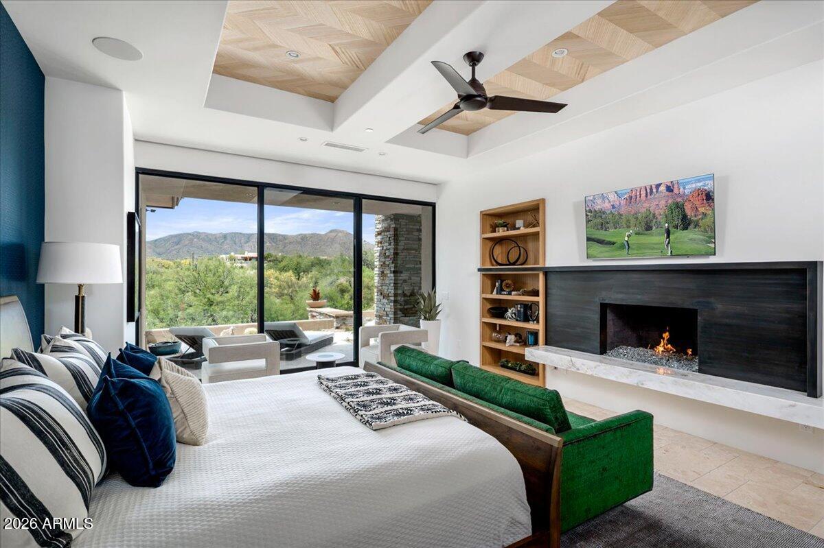 10332 E FILAREE Lane