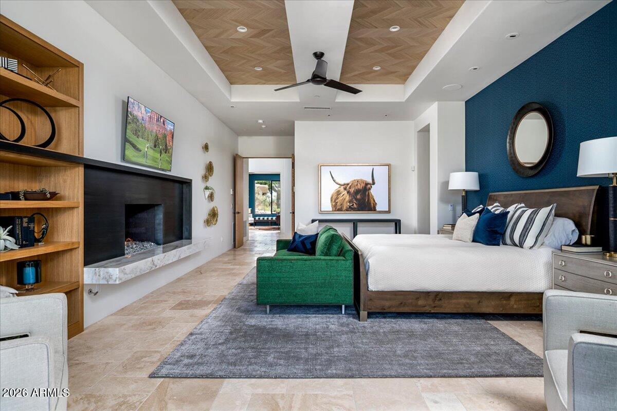 10332 E FILAREE Lane