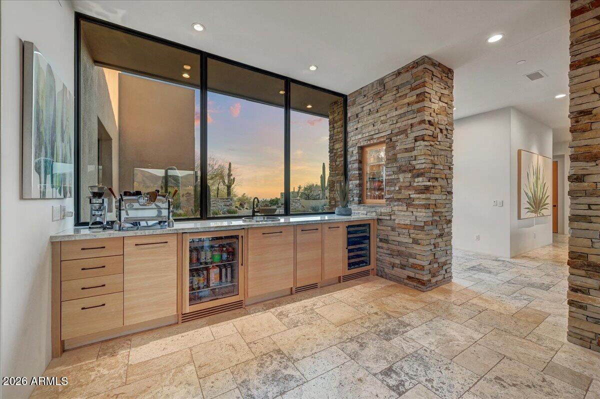 10332 E FILAREE Lane