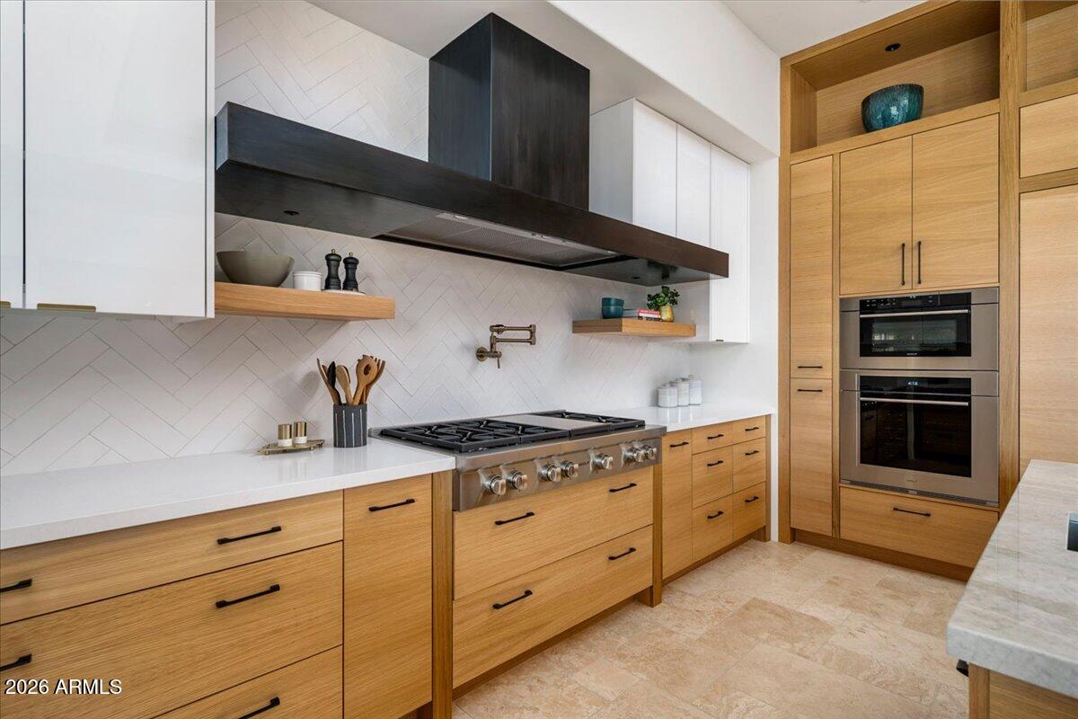 10332 E FILAREE Lane