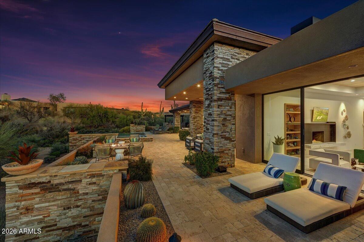 10332 E FILAREE Lane