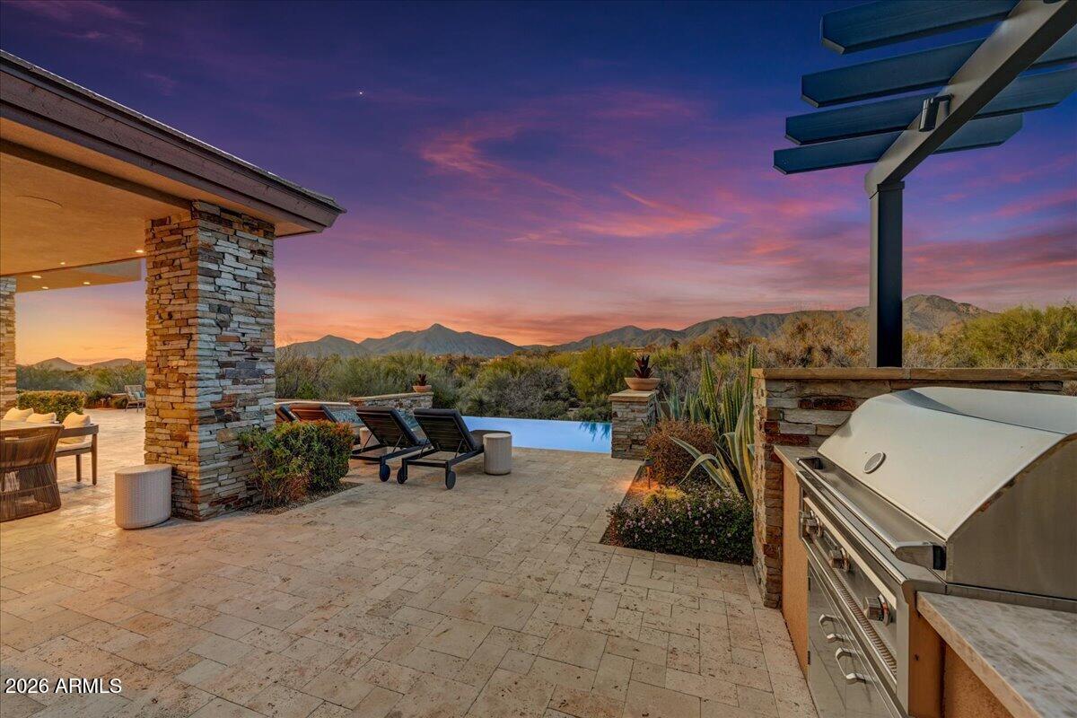 10332 E FILAREE Lane