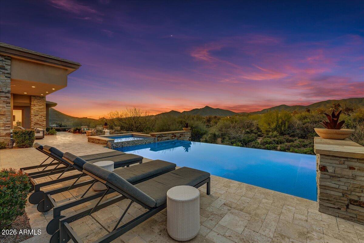 10332 E FILAREE Lane