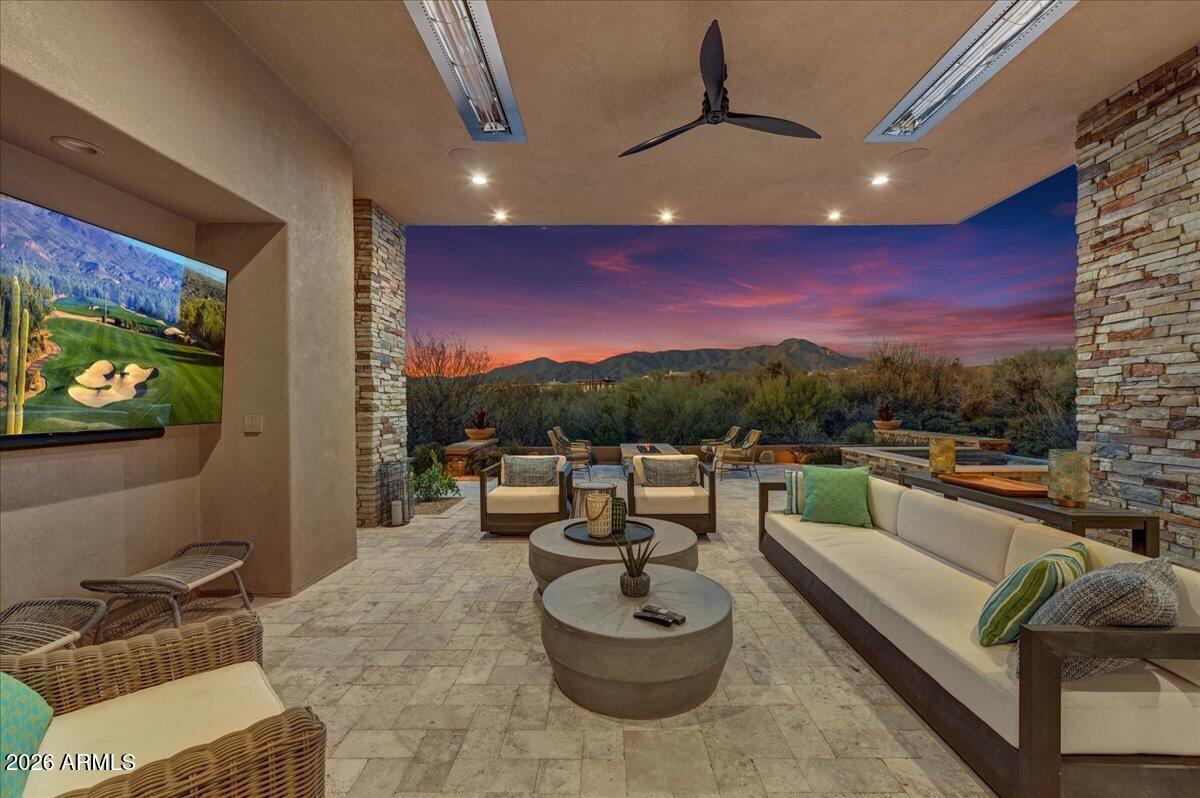 10332 E FILAREE Lane