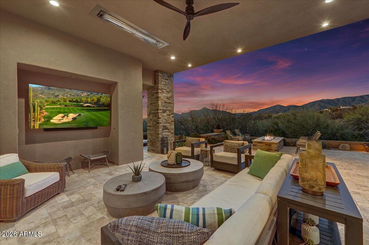 10332 E FILAREE Lane