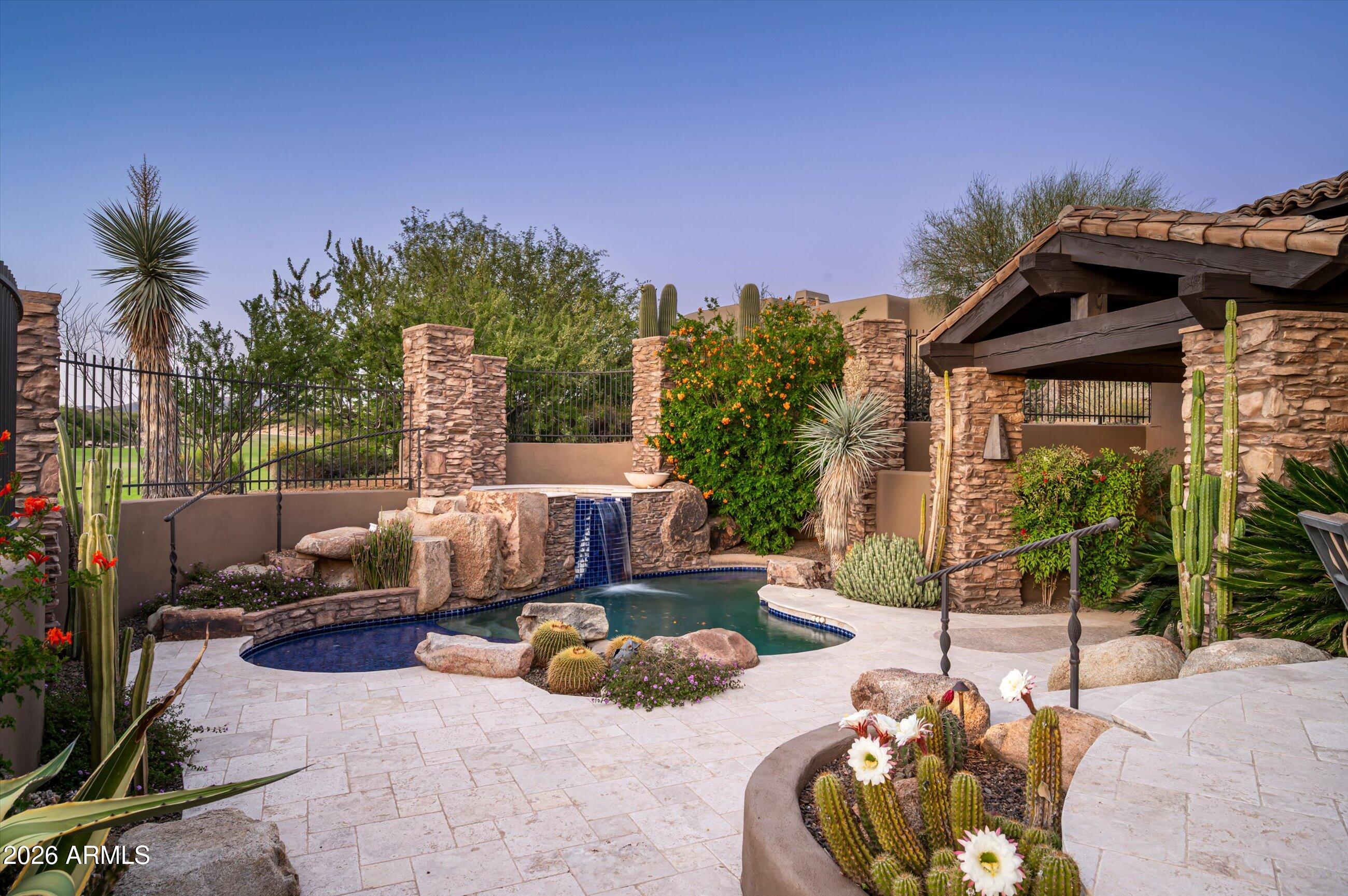 11240 E APACHE VISTAS Drive