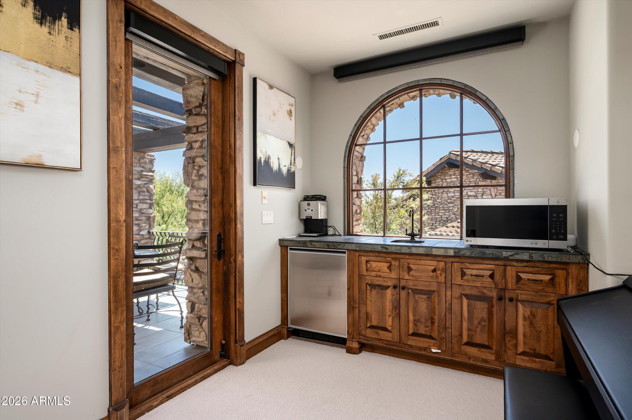 11240 E APACHE VISTAS Drive