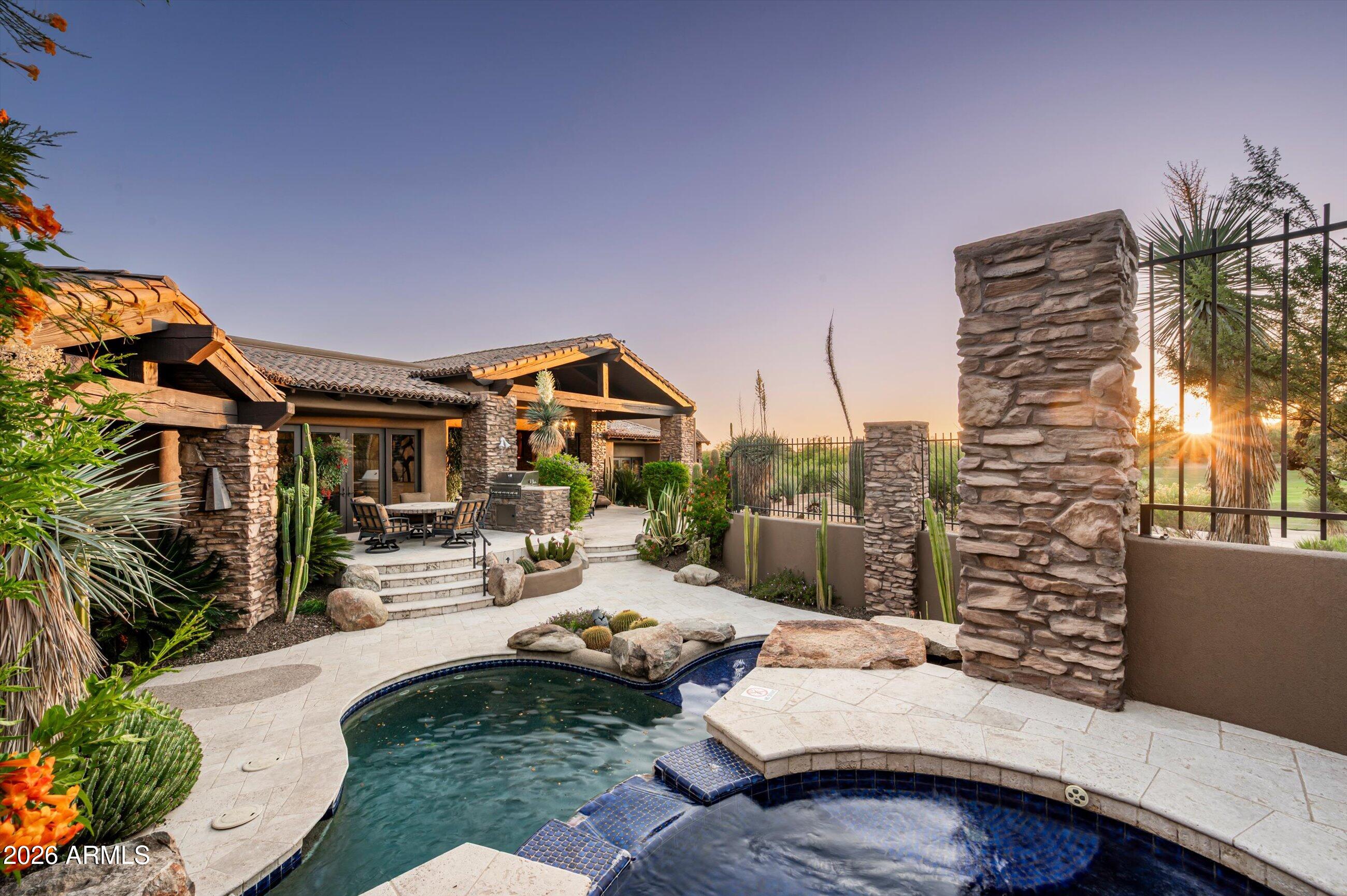 11240 E APACHE VISTAS Drive