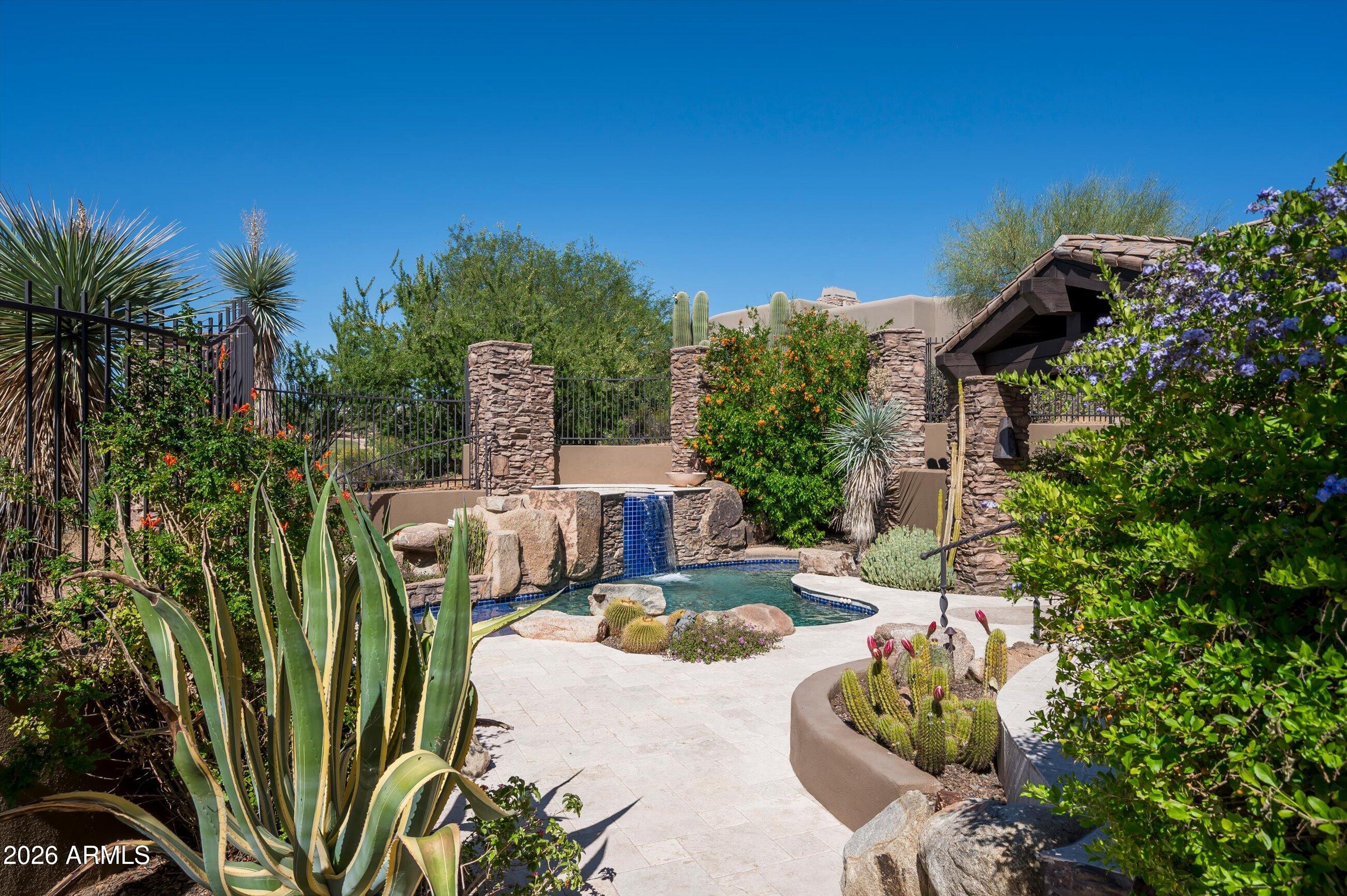 11240 E APACHE VISTAS Drive