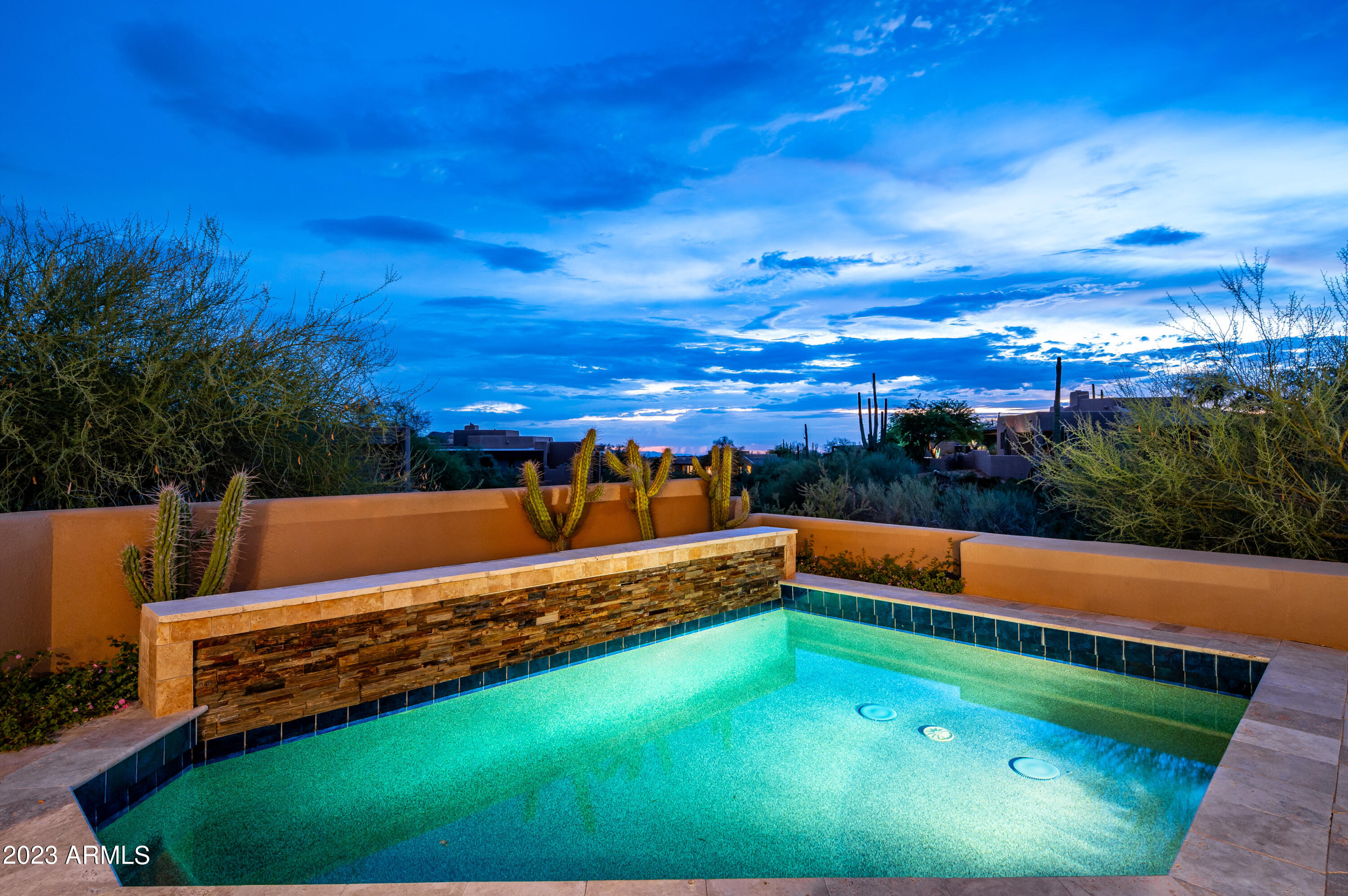 10646 E TAMARISK Way