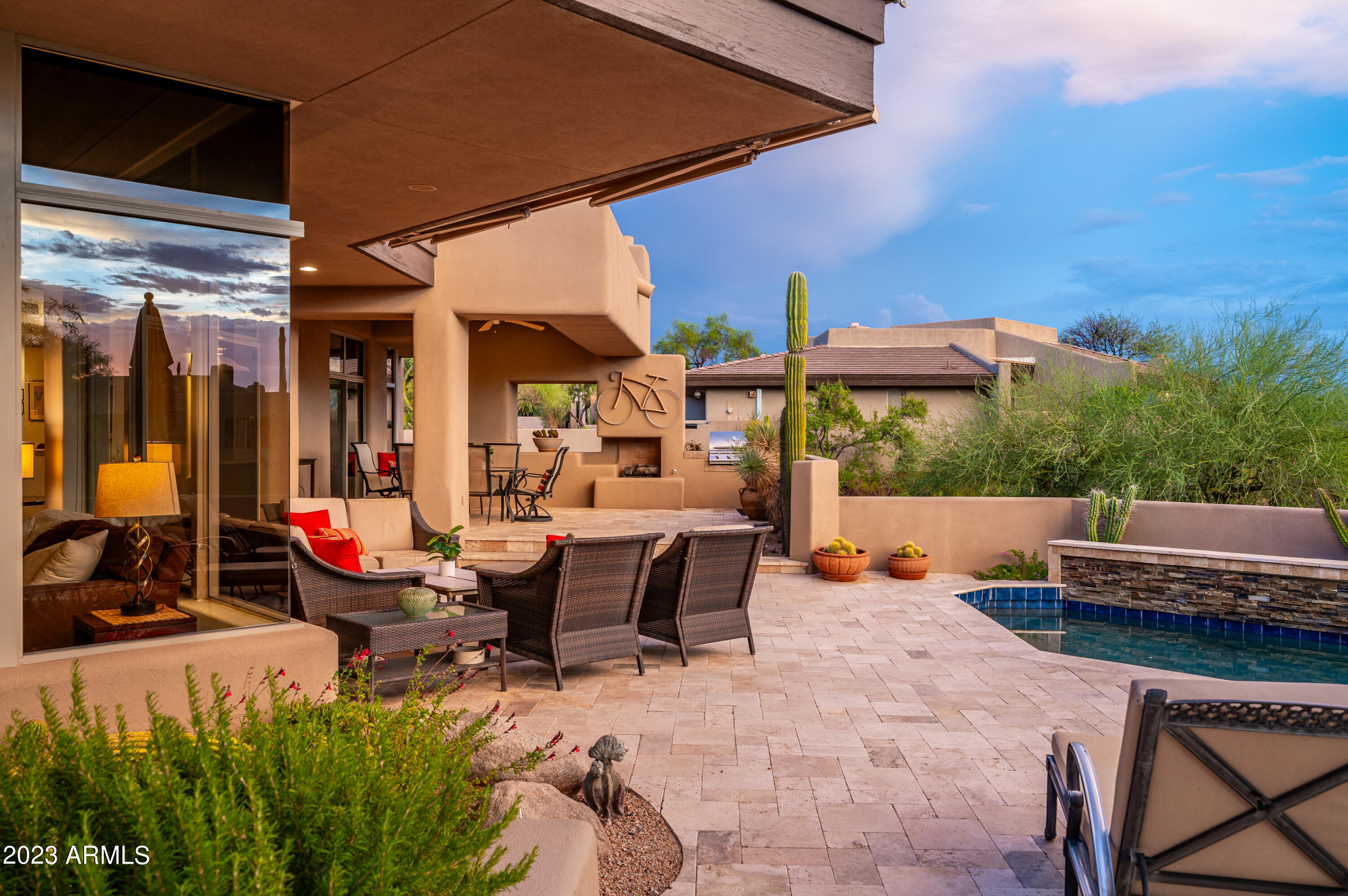 10646 E TAMARISK Way