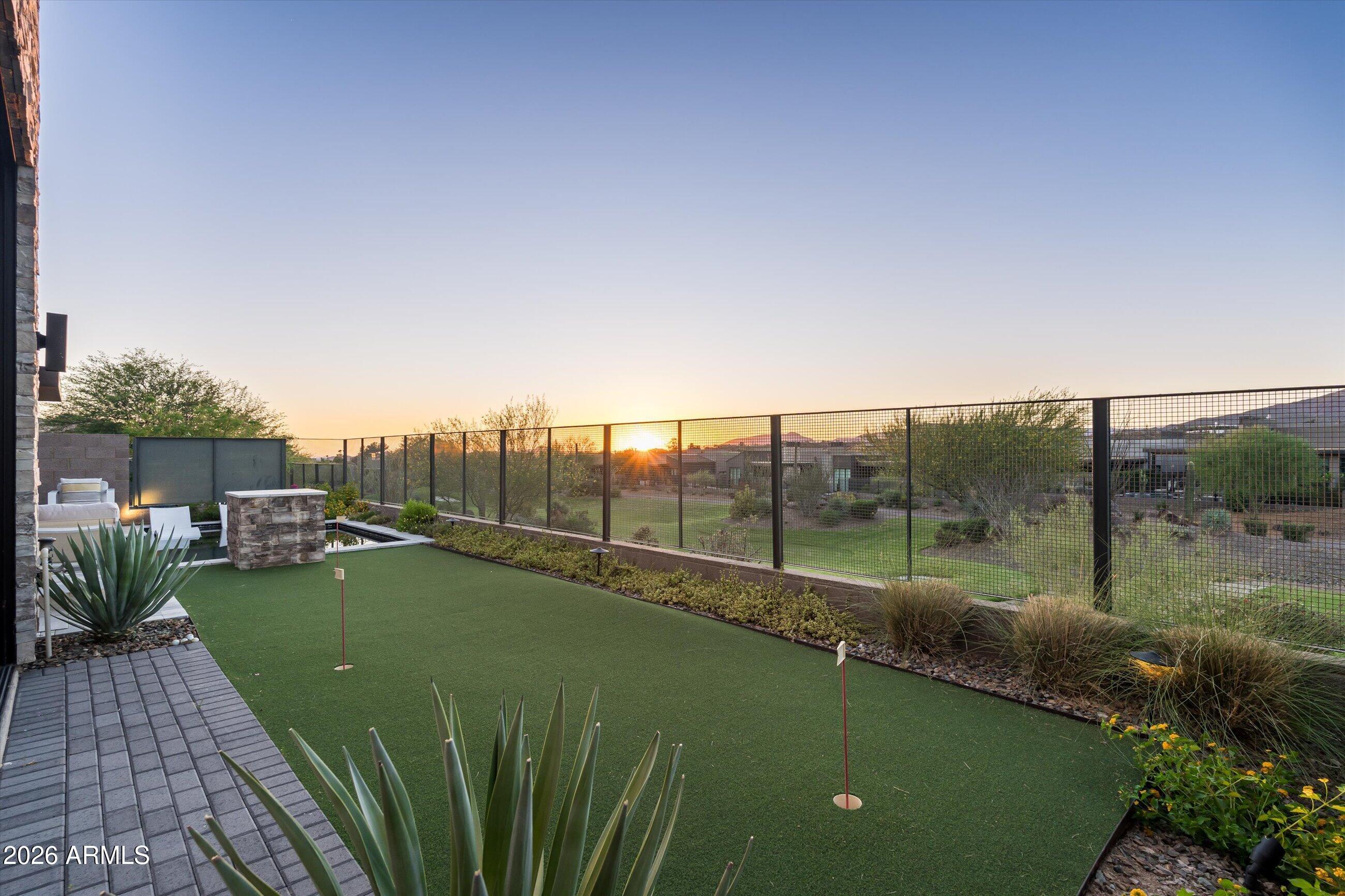 37200 N CAVE CREEK Road 1059