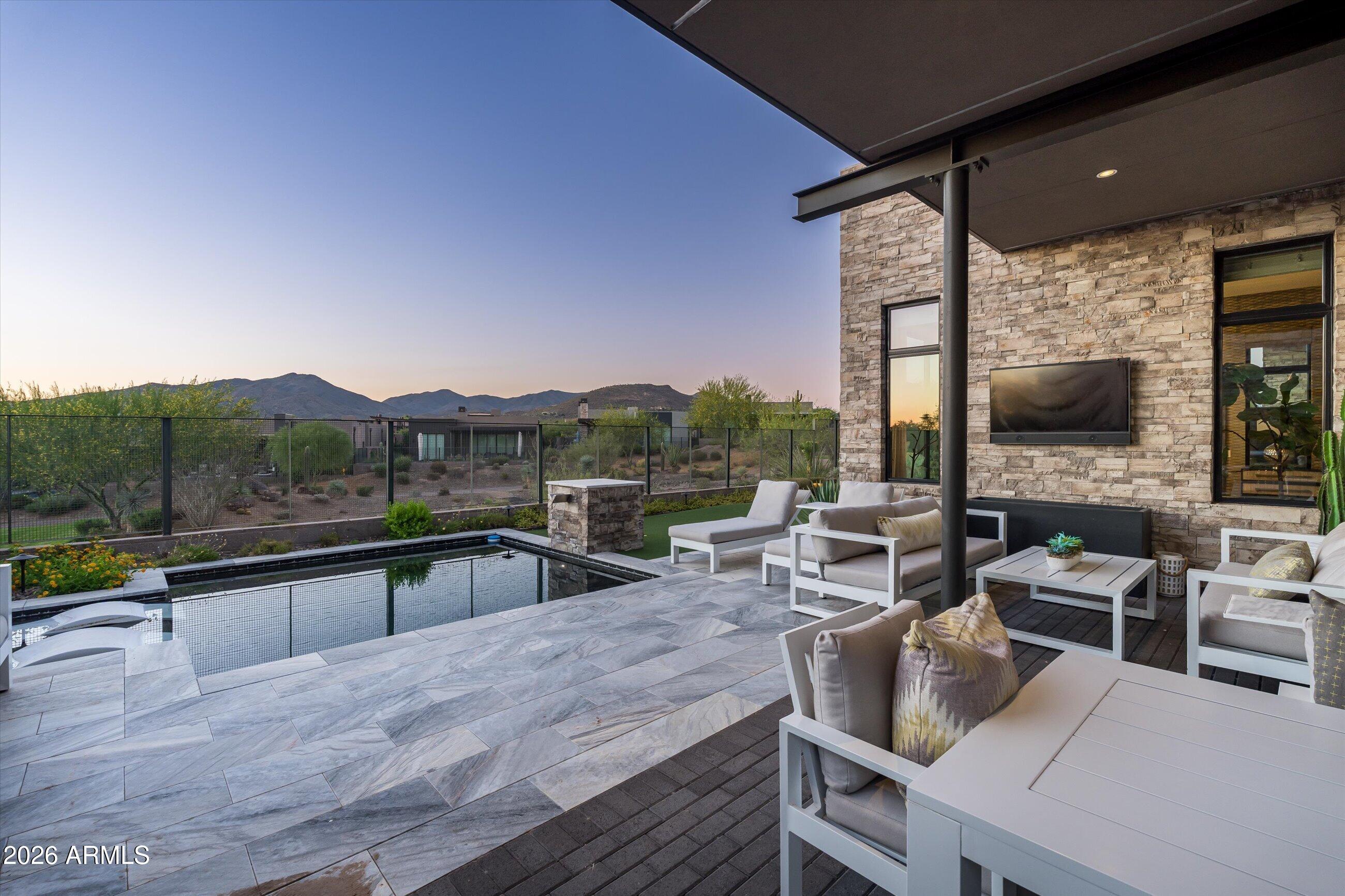 37200 N CAVE CREEK Road 1059