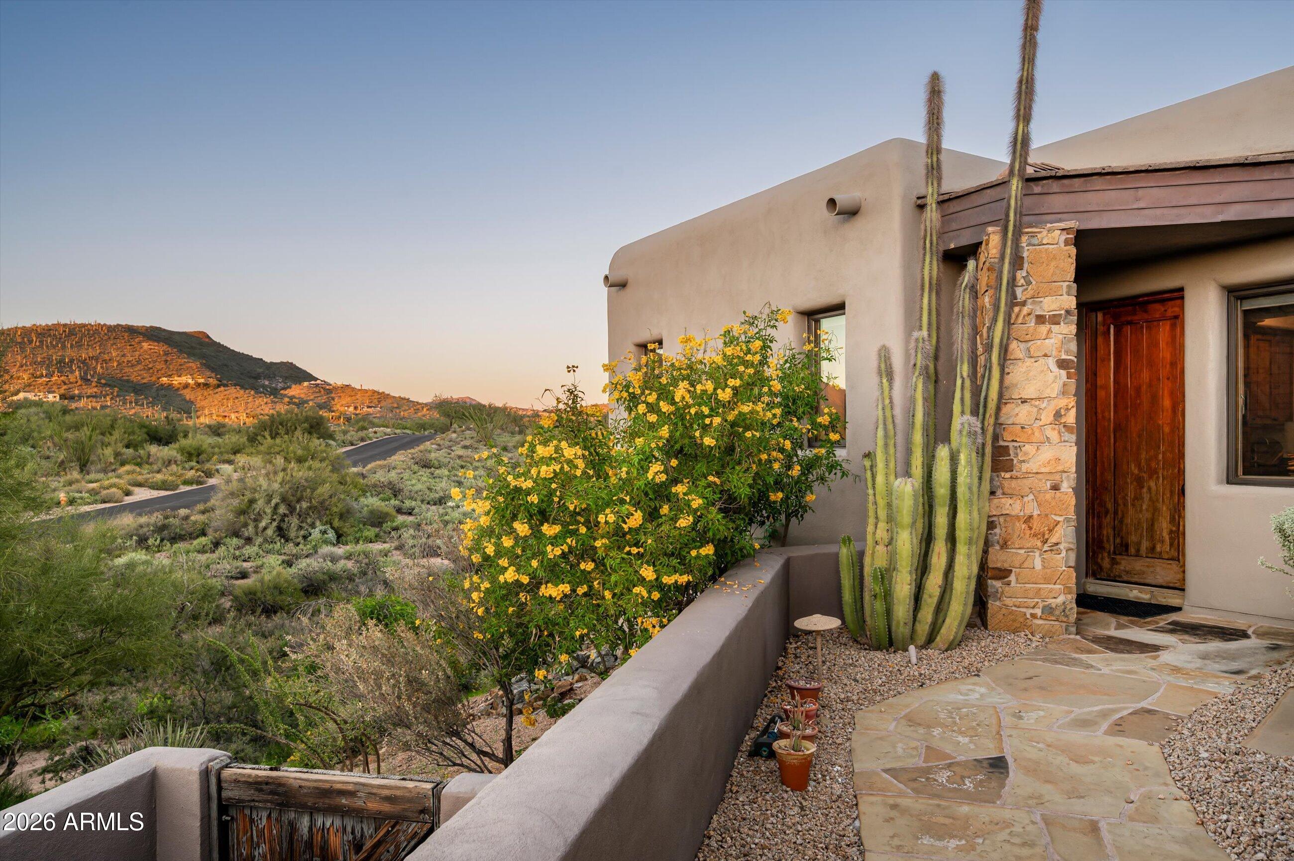 9029 E COVEY Trail