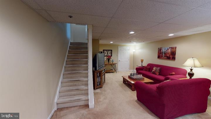 386 HARTFORD SQUARE Unit: 71