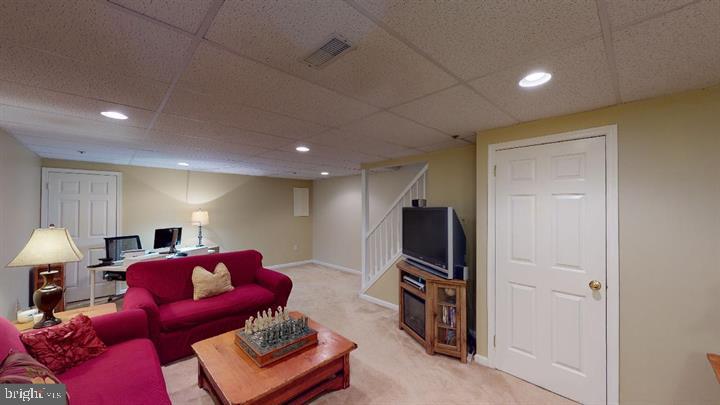 386 HARTFORD SQUARE Unit: 71