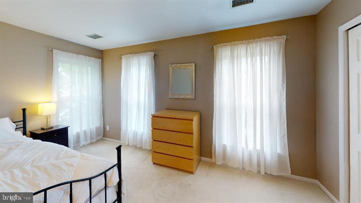 386 HARTFORD SQUARE Unit: 71
