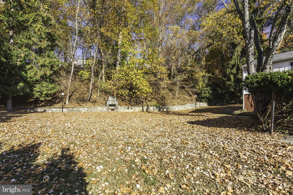 1753 MARILYN DRIVE