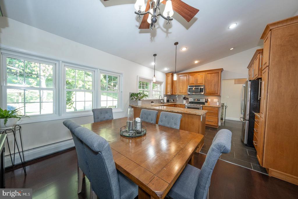 935 LONGVIEW ROAD