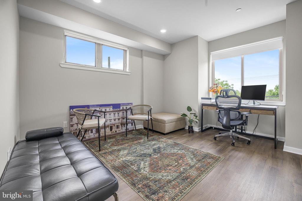 3320 MANTUA AVENUE Unit: B