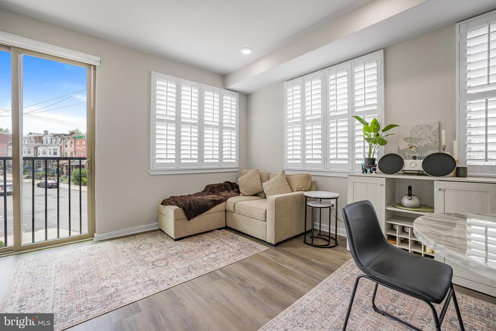 3320 MANTUA AVENUE Unit: B