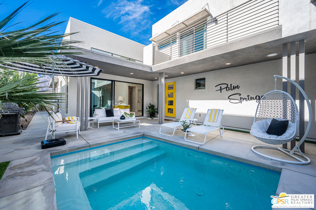 161 Blue Moon Dr