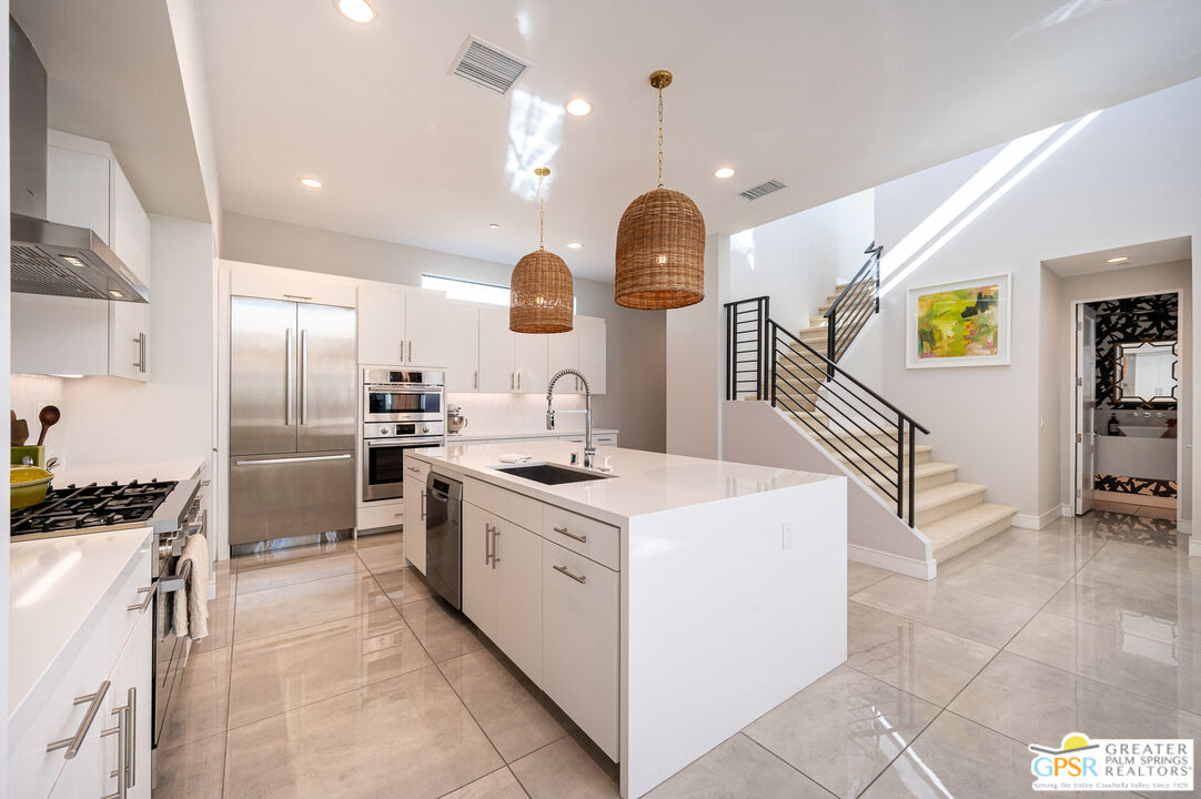 161 Blue Moon Dr