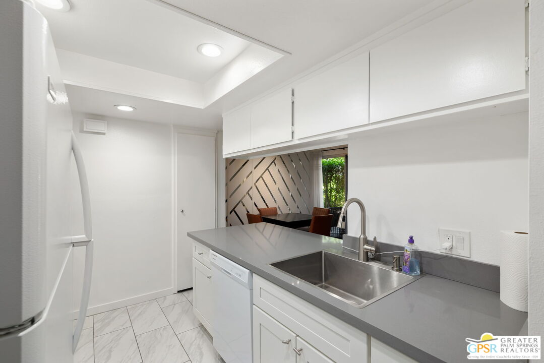 1550 S Camino Real Unit: 120