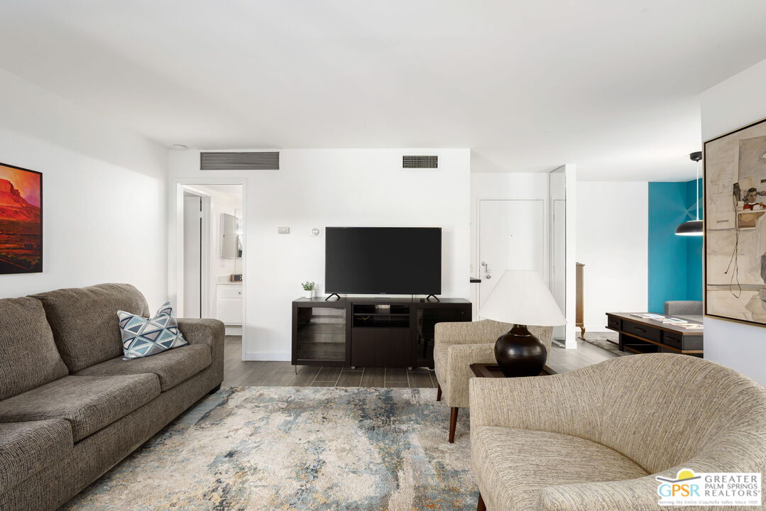 1550 S Camino Real Unit: 120
