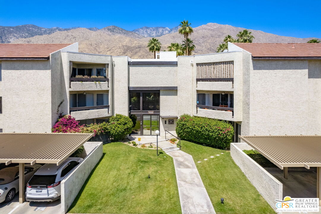 1550 S Camino Real Unit: 120