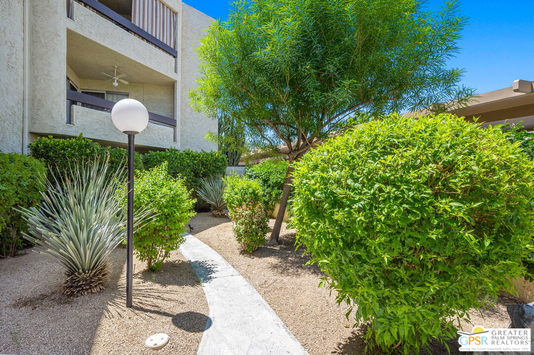 1550 S Camino Real Unit: 120