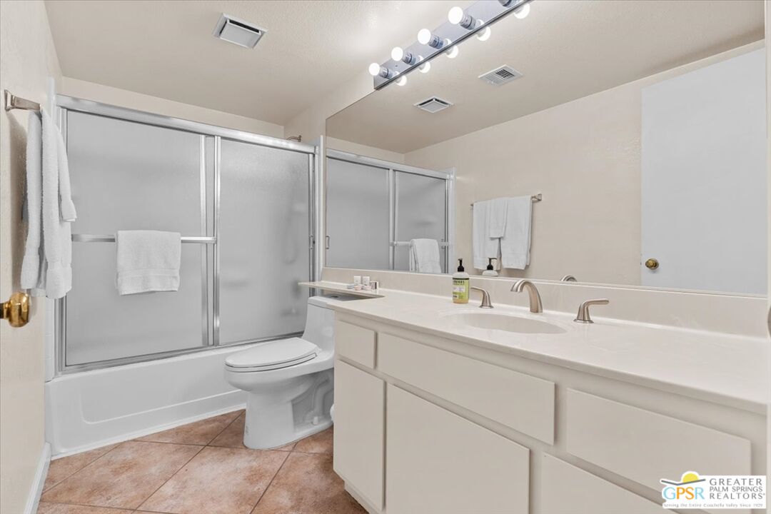 2701 E Mesquite Ave Unit: S83
