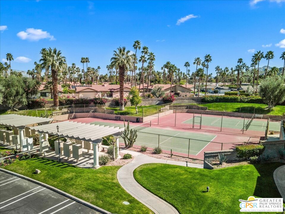 2701 E Mesquite Ave Unit: C16