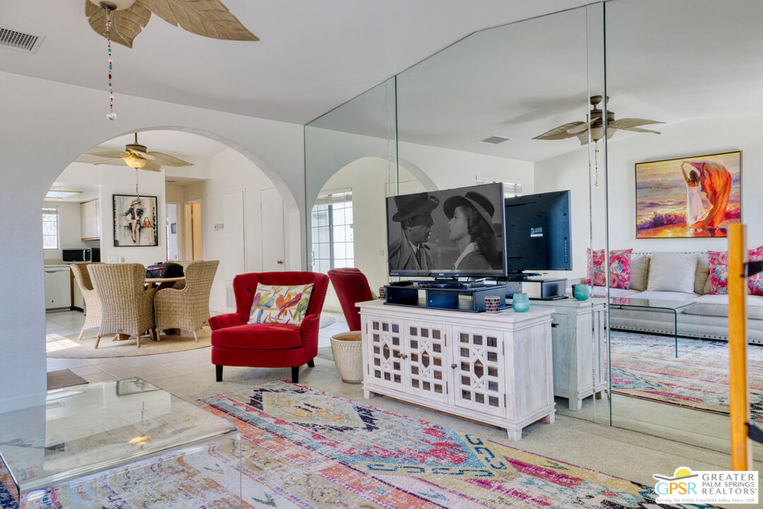 505 S Farrell Dr Unit: E30
