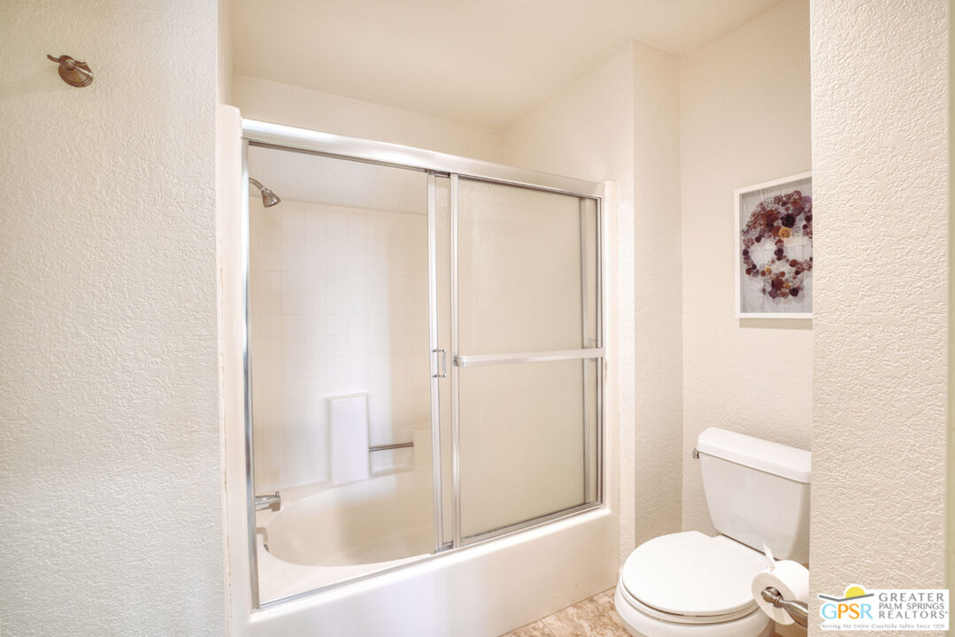 505 S Farrell Dr Unit: E30