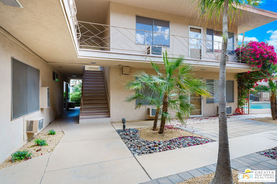 2290 S Palm Canyon Dr Unit: 11