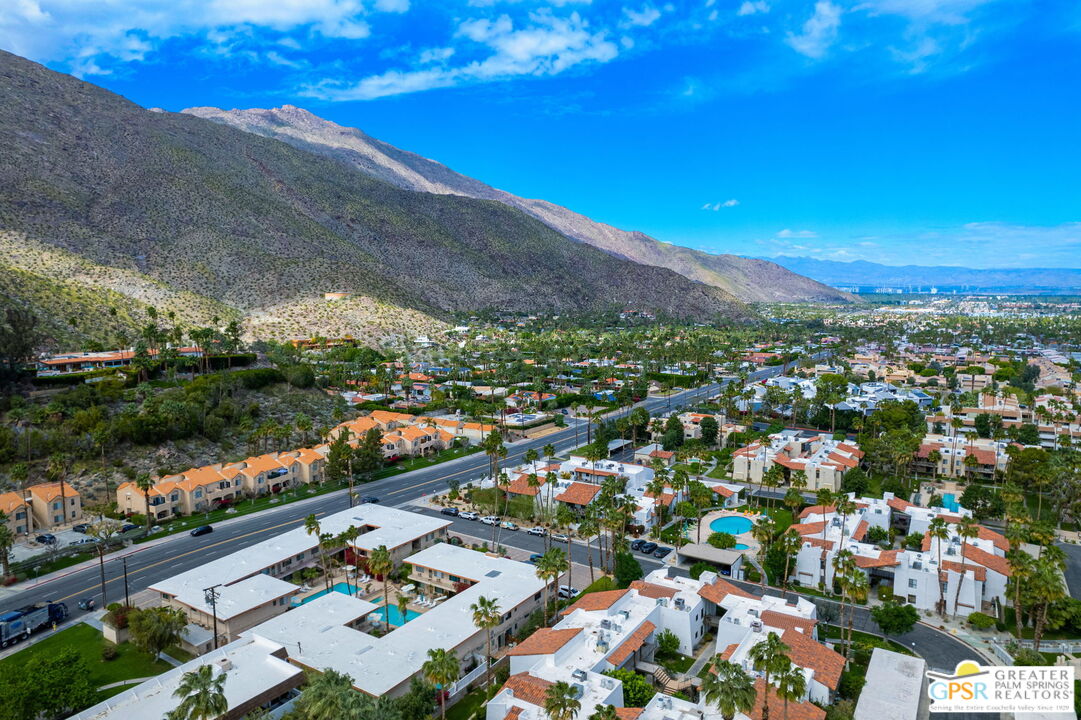 2290 S Palm Canyon Dr Unit: 11