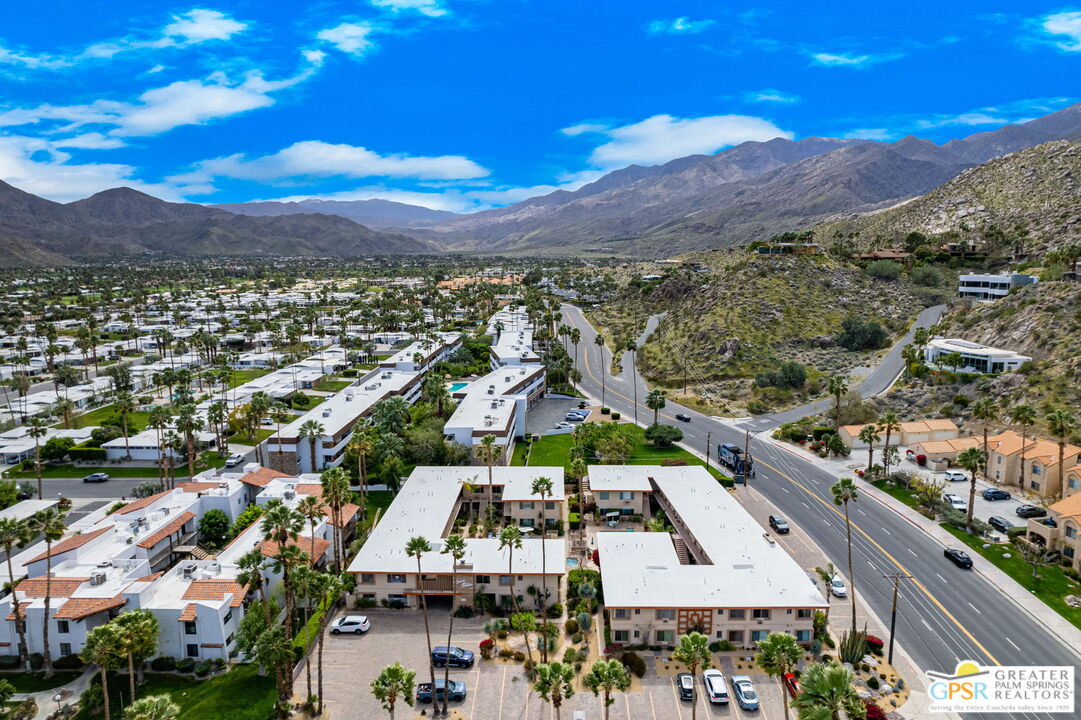 2290 S Palm Canyon Dr Unit: 11
