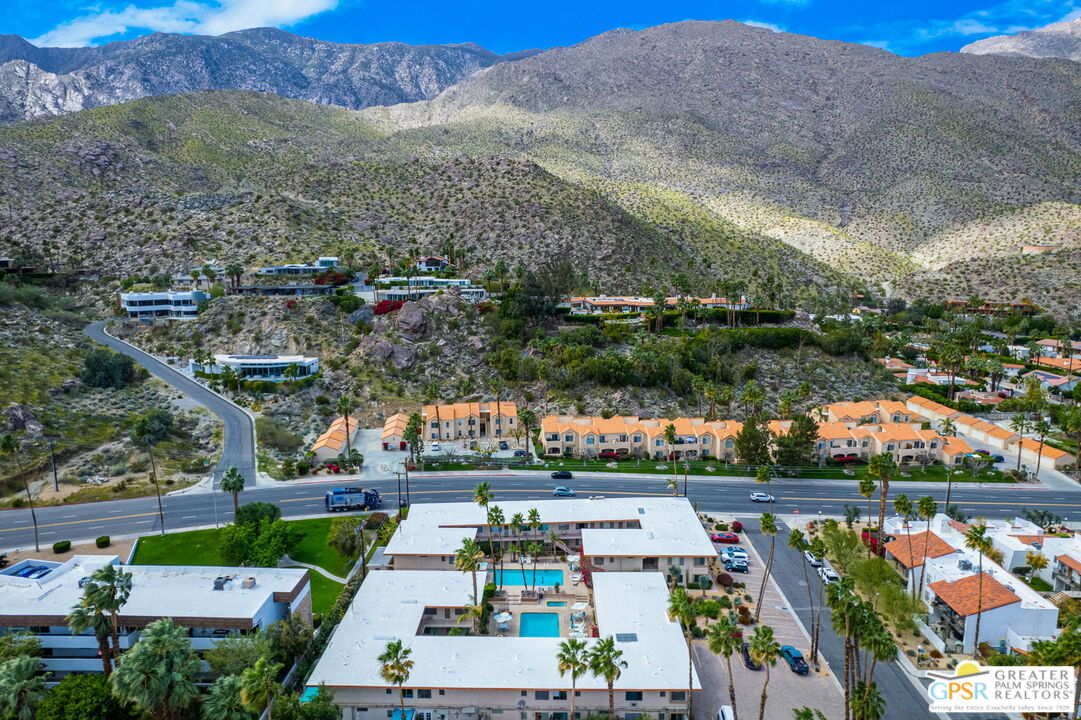 2290 S Palm Canyon Dr Unit: 11