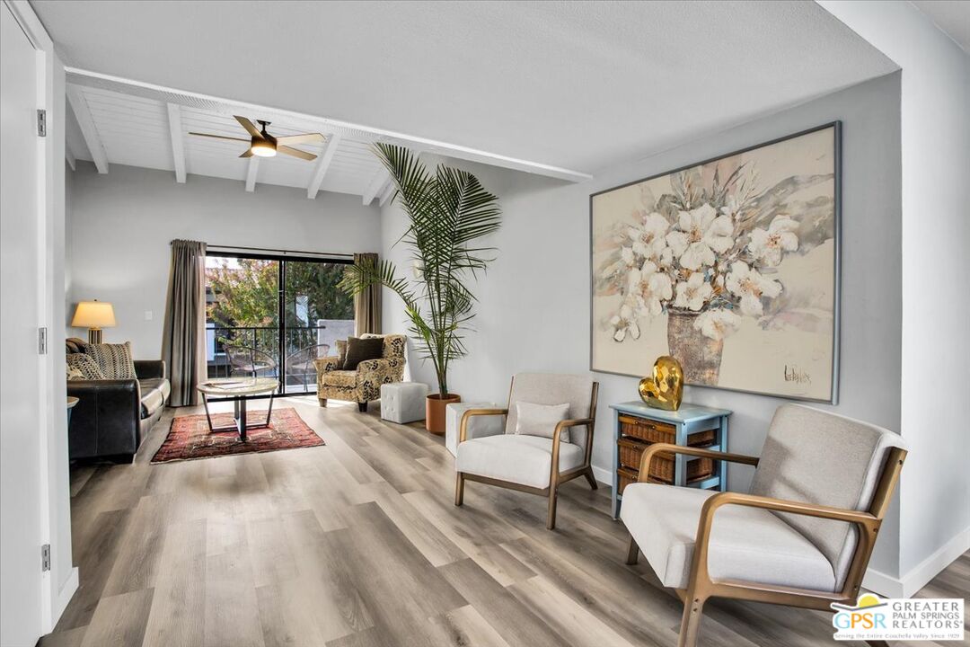 1050 E Ramon Rd Unit: 116