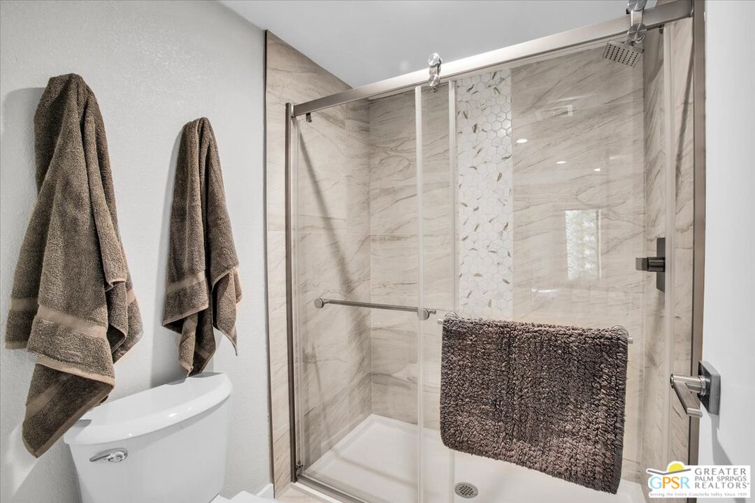 1050 E Ramon Rd Unit: 116
