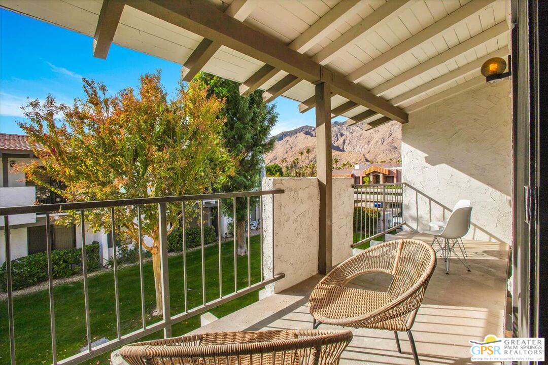 1050 E Ramon Rd Unit: 116