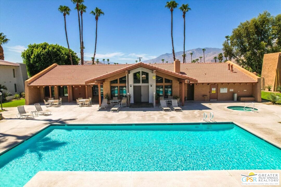 1050 E Ramon Rd Unit: 116