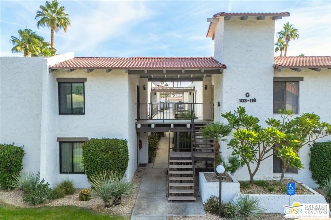 1050 E Ramon Rd Unit: 116