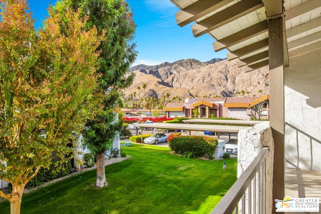 1050 E Ramon Rd Unit: 116
