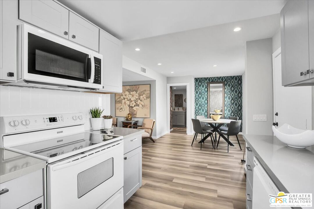 1050 E Ramon Rd Unit: 116