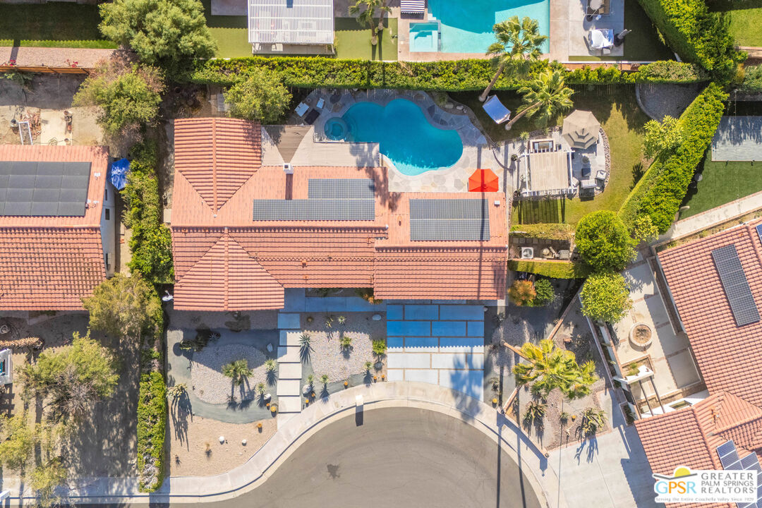 1253 E Del Mar Way