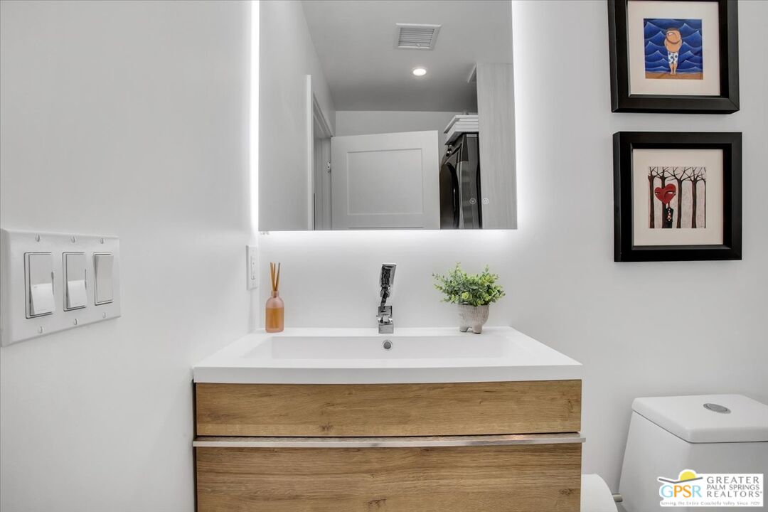 4318 E Camino San Miguel