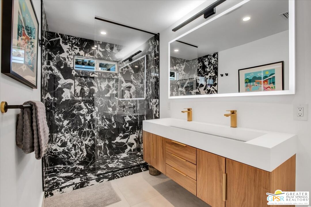 4318 E Camino San Miguel